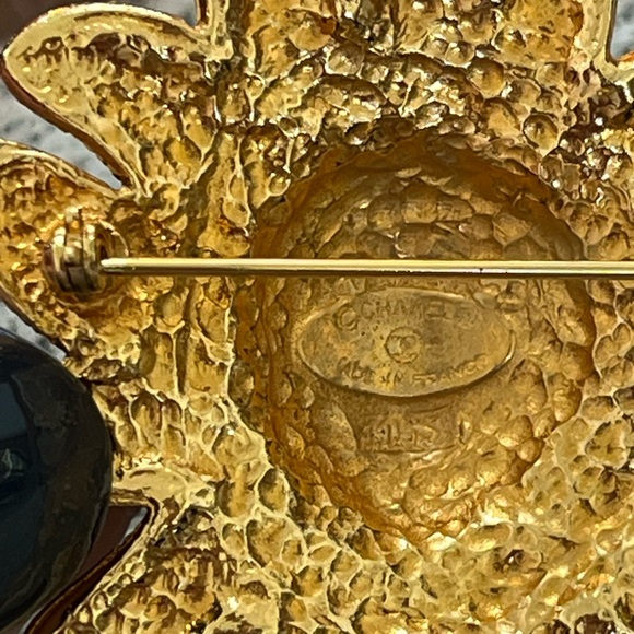 AUTHENTIC Rare Chanel Early 80'S Lion Brooch IN 24k Gold Plated - Picture 3 of 8